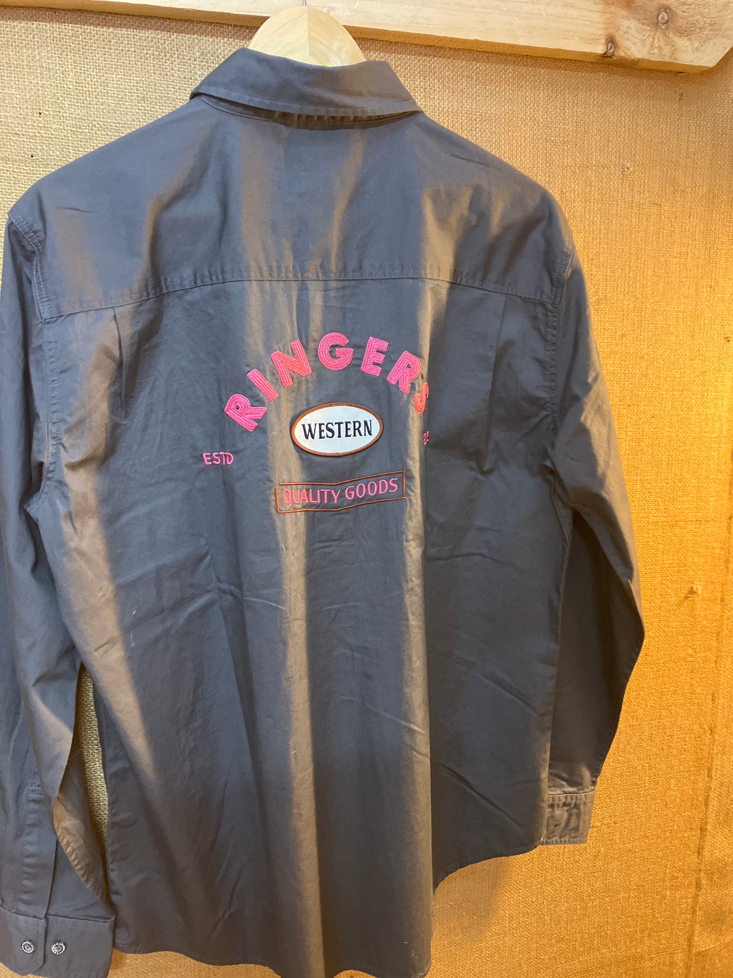 Jillaroo half button