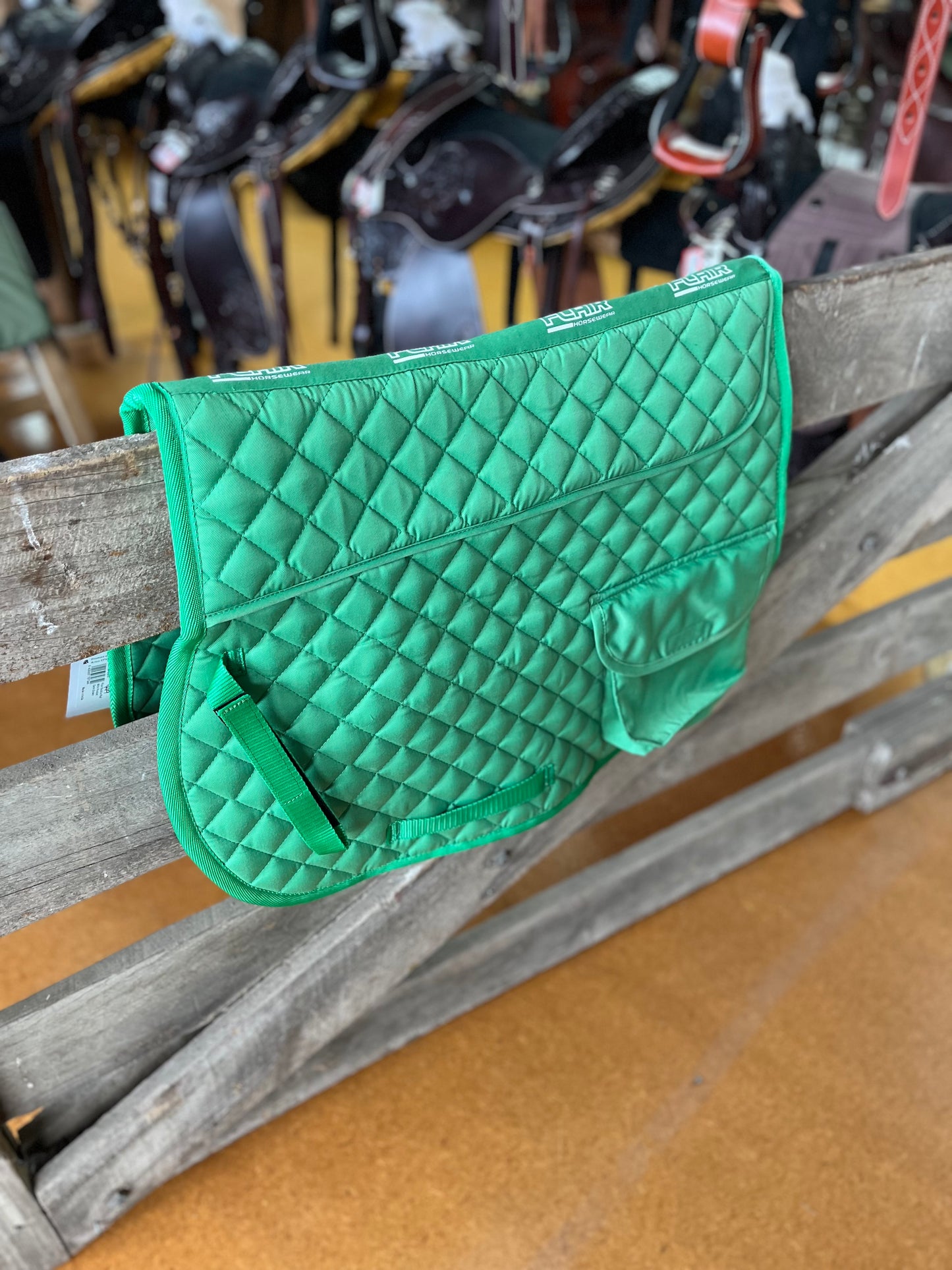 Flair Shaped Saddlecloth With Pocket
