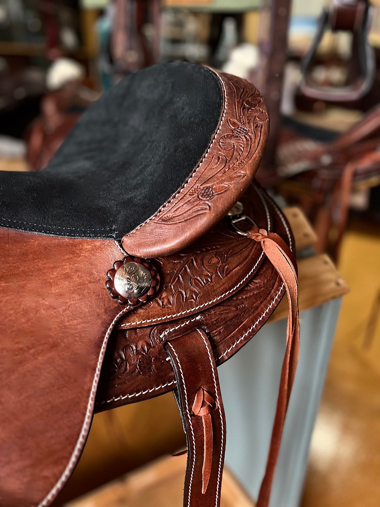 Trekking Saddle - Medium Brown/Black