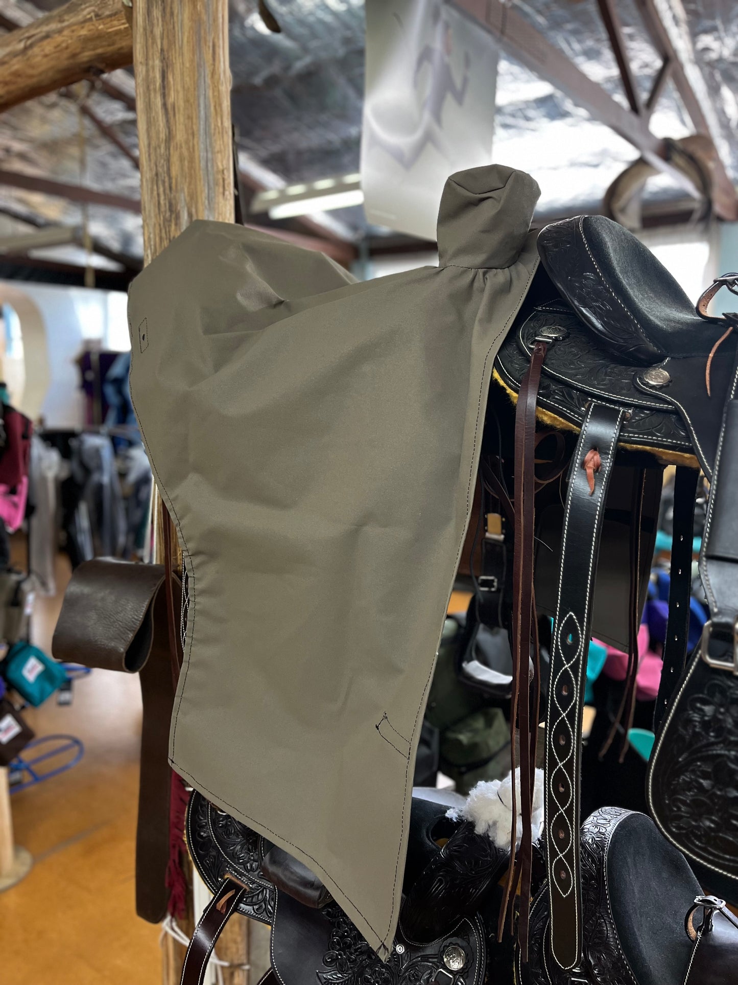 Saddle Rain Cover - Western