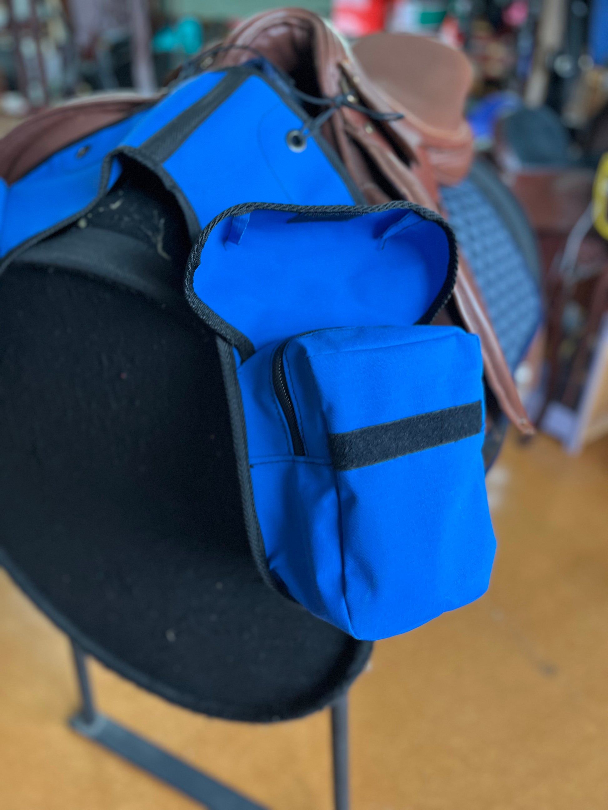 English Pommel Bag Pink